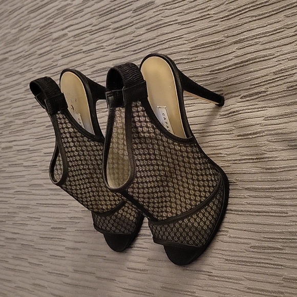 Shoes - Picture 2 of 4